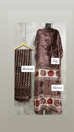 Load image into Gallery viewer, Velvet handblock ajrakh designer style top and bottom with sleeves MF0067