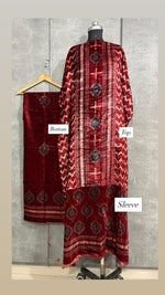 Load image into Gallery viewer, Velvet handblock ajrakh designer style top and bottom with sleeves MF0067