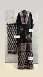 Load image into Gallery viewer, Velvet handblock ajrakh designer style top and bottom with sleeves MF0067