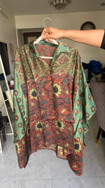 Load image into Gallery viewer, Vanaspathi handblocked modal silk kaftan shirt