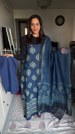 Load image into Gallery viewer, Pure cotton handblock ajrakh top and bottom with ajrakh Kota doria dupatta with tazzels 3 piece set