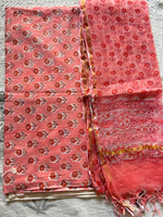 Load image into Gallery viewer, 5 m handblock cotton fabric with Kota doria dupatta