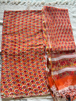 Load image into Gallery viewer, 5 m handblock cotton fabric with Kota doria dupatta