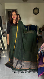 Load image into Gallery viewer, Linen handwoven Jamdani with zari top and dupatta 2 piece set