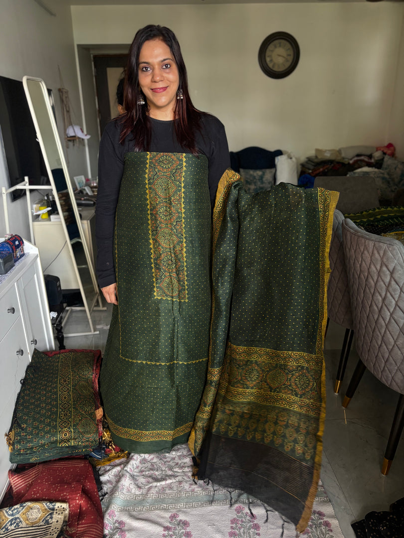 AJRAK linen by linen 2 piece set MF0083