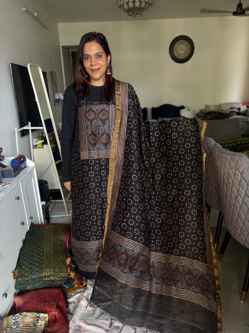 AJRAK linen by linen 2 piece set MF0083