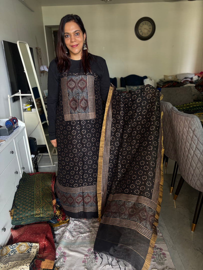 AJRAK linen by linen 2 piece set MF0083