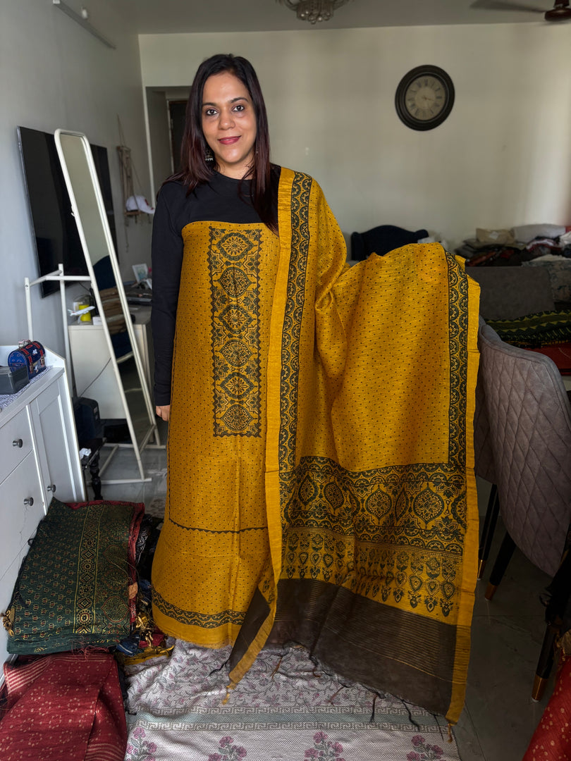 AJRAK linen by linen 2 piece set MF0083