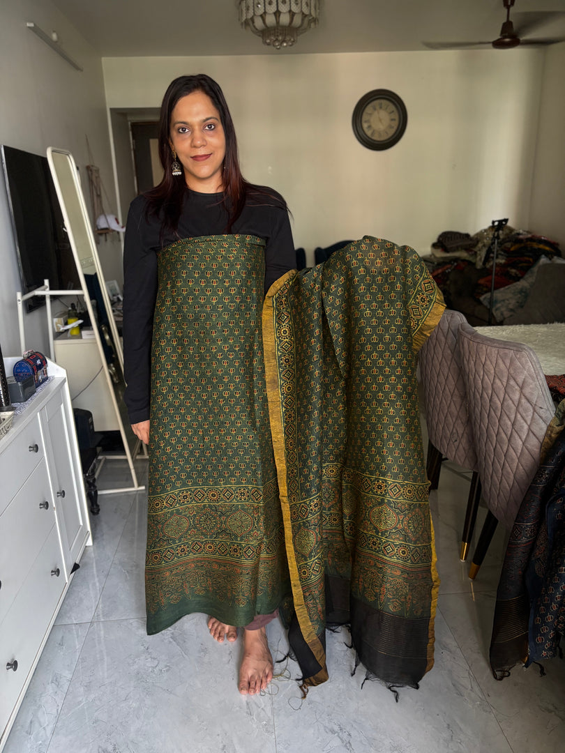 AJRAK linen by linen 2 piece set MF0083