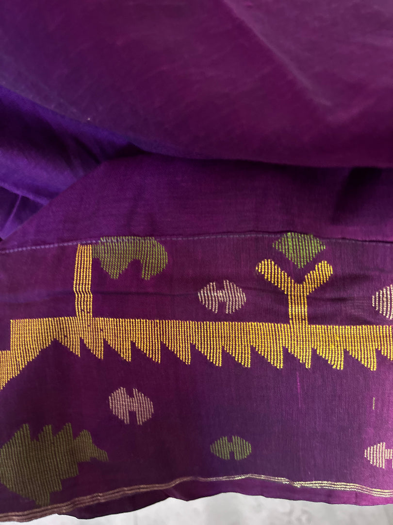 Pure cotton handwoven jamdani top paired with Kota doria dupatta with lace detailing stitched 2 piece set