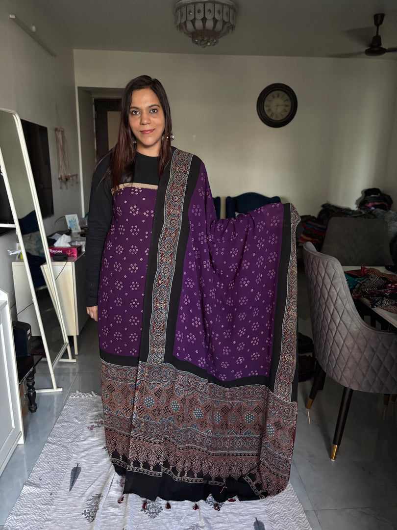 Pure georgette bandhej suit with Handblock ajrakh border top and dupatta 2 piece set